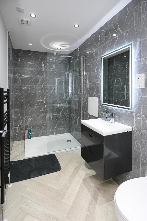 No1 Luxury Service Apartments Belfast Exterior foto